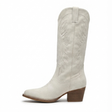 Neža – elegantné vyšívané cowboy topánky